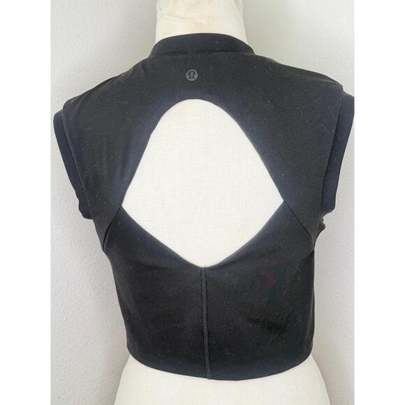 lululemon athletica Tops - Lululemon Top LLL Diamond cutout Black Cropped Sleeveless Minimalist Modern